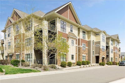 /international/us/15420-oakcroft-place-minnetonka-mn-110107883605/