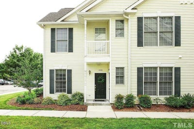 /international/us/1512-kudrow-lane-morrisville-nc-110108280574/