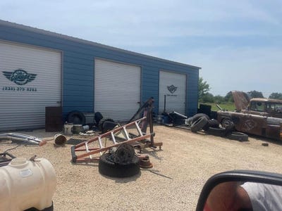 /international/us/610-matt-st-camp-wood-tx-110119433734/