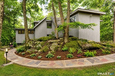 /international/us/95-thankful-stow-road-guilford-ct-110108549335/