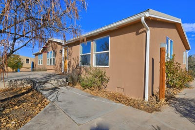 /international/us/173-barnard-road-corrales-nm-110108267536/
