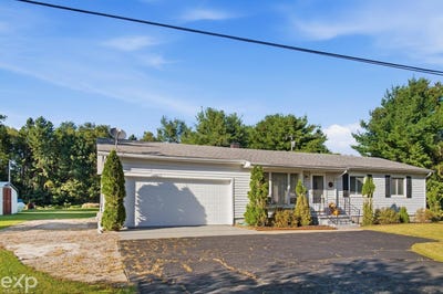 /international/us/6215-deckerville-road-deckerville-mi-110110334983/