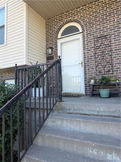/international/us/3814-ne-86th-terrace-kansas-city-mo-110120464518/