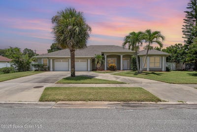 /international/us/298-e-central-boulevard-cape-canaveral-fl-110101153441/
