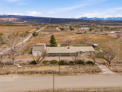 /international/us/16216-2600-road-cedaredge-co-110108283231/