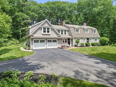 /international/us/22-timber-ln-topsfield-ma-110108853199/
