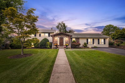 /international/us/7206-n-charles-st-n-lutherville-timonium-md-110109116038/