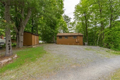 /international/us/18561-e-view-drive-wellesley-island-ny-110109491574/