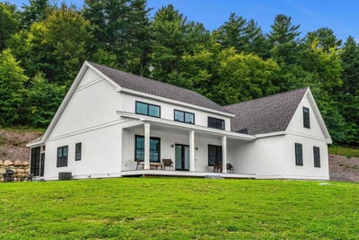 /international/us/40-christian-hill-road-amherst-nh-110108771452/