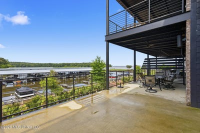 /international/us/145-republic-street-lot-702-madison-ms-110108876410/