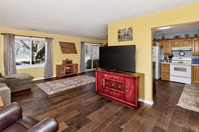 /international/us/4549-woodland-avenue-west-des-moines-ia-110105197485/
