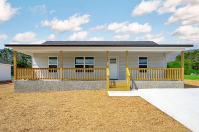 /international/us/150-galloway-airport-road-dunlap-tn-110106756727/