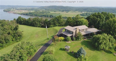 /international/us/470-new-haven-road-mount-alto-wv-110107829163/