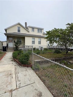 /international/us/46-humboldt-avenue-pawtucket-ri-110108474006/