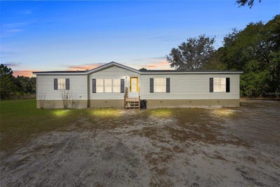 /international/us/132-willis-road-palatka-fl-110097828639/