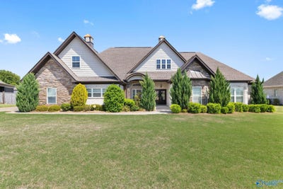 /international/us/217-carron-lane-tuscumbia-al-110108029310/