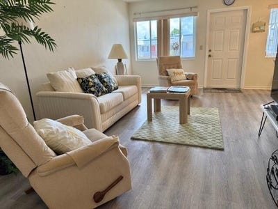 /international/us/2880-lake-osborne-drive-lake-worth-beach-fl-110100064302/