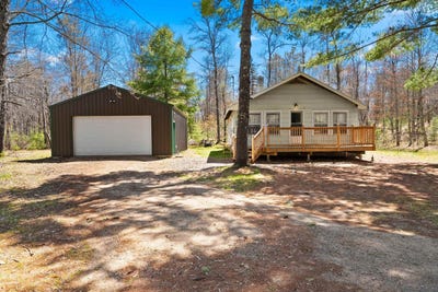 /international/us/w11459-boat-landing-7-road-crivitz-wi-110107985337/