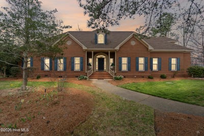 /international/us/107-chowan-circle-hertford-nc-110107869342/