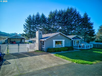 /international/us/369-upper-camp-loop-rd-roseburg-or-110096876018/