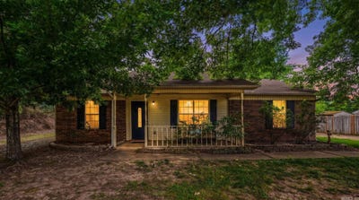 /international/us/403-king-road-benton-ar-110108178929/