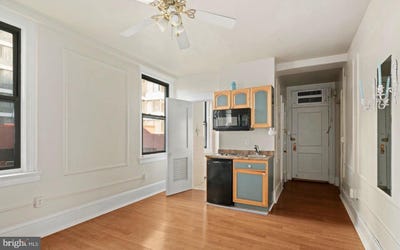 /international/us/1324-locust-street-philadelphia-pa-110120551510/