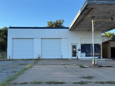 /international/us/309-w-california-street-seymour-tx-110102451159/
