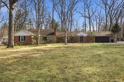 /international/us/23640-oak-glen-drive-southfield-mi-110107342414/
