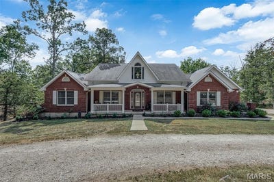 /international/us/23292-eagles-roost-lane-warrenton-mo-110108336511/