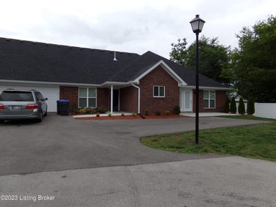 /international/us/7635-eagle-landing-way-louisville-ky-110107416946/