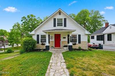 /international/us/2220-cypress-street-kingsport-tn-110107538820/