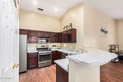 /international/us/8626-w-papago-street-tolleson-az-110100657691/