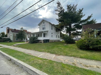 /international/us/46-n-florida-street-buckhannon-wv-110108383301/