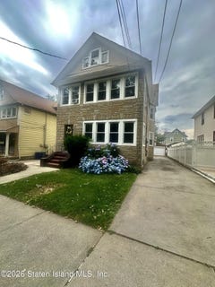 /international/us/309-maine-avenue-staten-island-ny-110109003397/