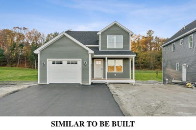 /international/us/4-feldspar-lane-cumberland-me-110104586863/