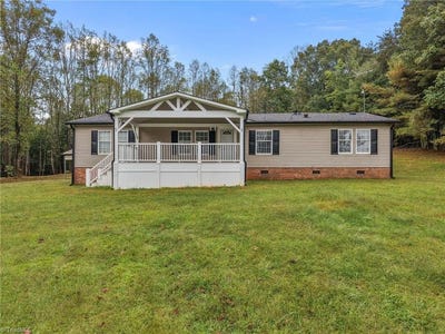 /international/us/1626-nc-highway-704-e-lawsonville-nc-110106770148/