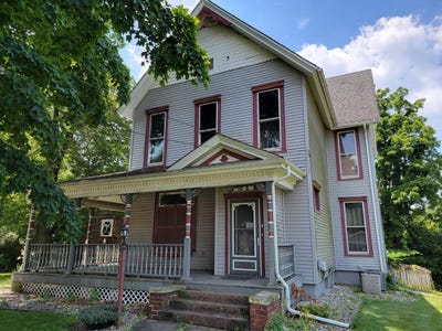 /international/us/110-s-main-street-kingsbury-in-110100676425/
