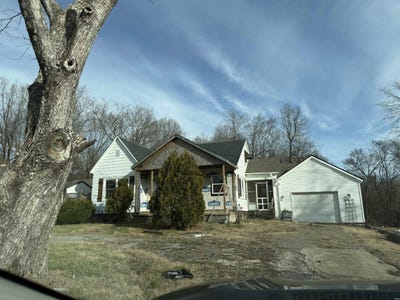 /international/us/8156-hwy-118-dukedom-tn-110105216181/