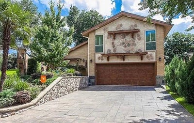 /international/us/16702-village-lane-dallas-tx-110108887836/