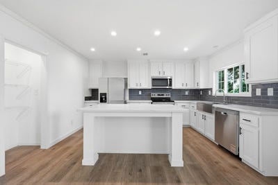 /international/us/854-paradise-island-drive-defuniak-springs-fl-110109755851/