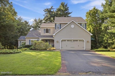 /international/us/40-lehland-drive-queensbury-ny-110119959811/