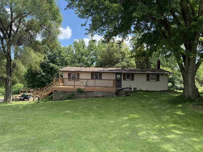 /international/us/61506-park-view-drive-prairie-du-chien-wi-110109024898/