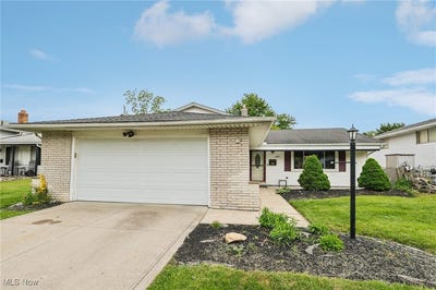 /international/us/5667-lori-drive-bedford-heights-oh-110099799781/