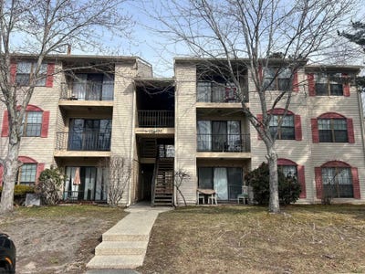 /international/us/123-colonial-court-galloway-township-nj-110106697241/