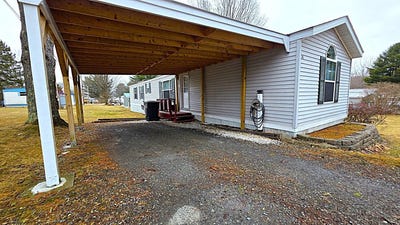 /international/us/2477-us-rt-5-lot-c-18-derby-vt-110106949494/