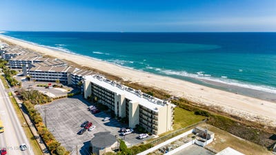 /international/us/2305-w-fort-macon-road-atlantic-beach-nc-110098493713/