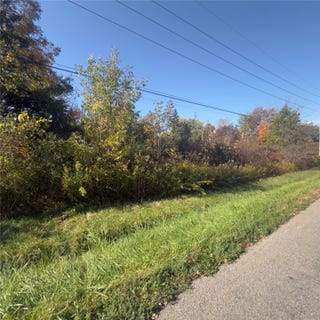 /international/us/pagan-road-erie-pa-110120535293/