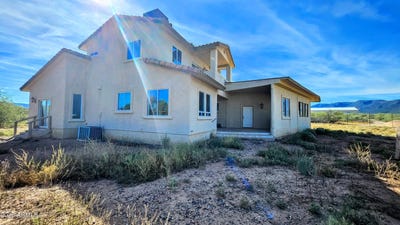 /international/us/3910-wingfield-mesa-camp-verde-az-110110271602/