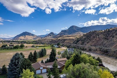 /international/us/1077-us-highway-89-s-gardiner-mt-110098564407/