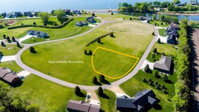 /international/us/200-prairie-quay-drive-lake-norden-sd-110108480656/